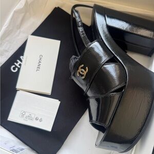 CHANEL Crumpled Patent Lambskin Platform Sandals